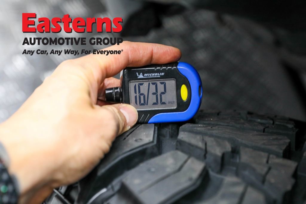 Used 2022 Jeep Wrangler Unlimited Rubicon 4xe w/ Cold Weather Group AWD/4WD image 30