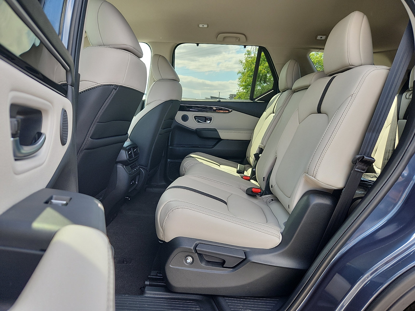 New 2026 Honda Pilot EX-L image 6