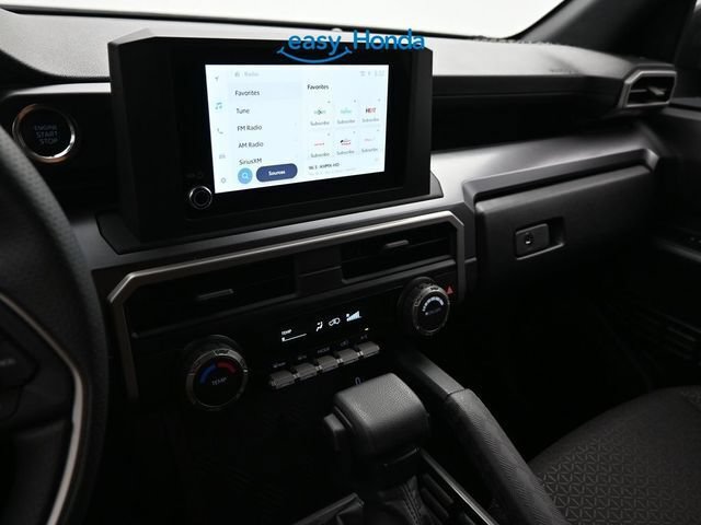 Used 2025 Toyota 4Runner SR5 AWD/4WD image 11