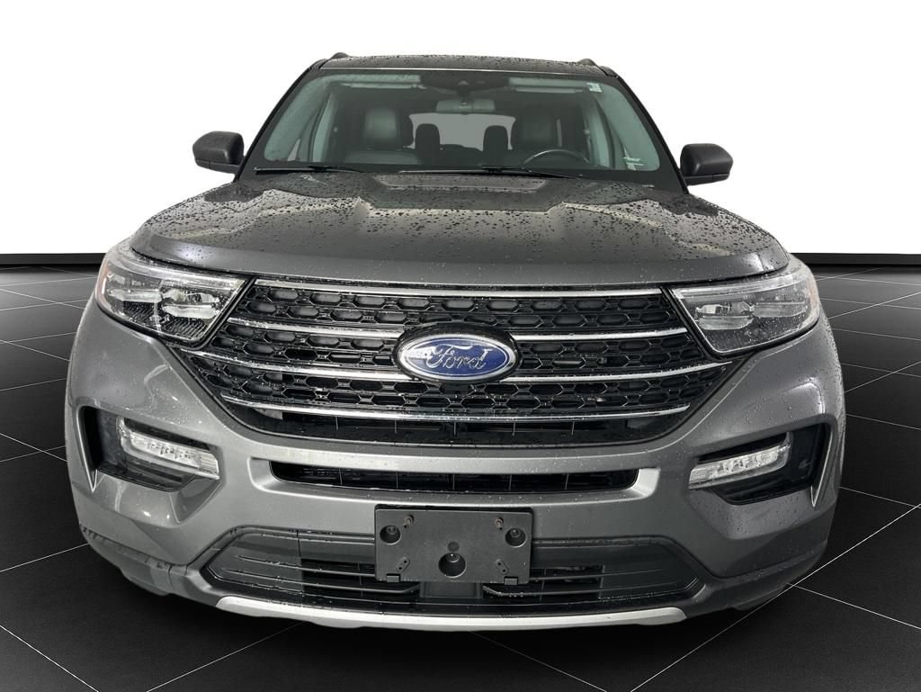 Used 2023 Ford Explorer XLT w/ Equipment Group 202A AWD/4WD image 8