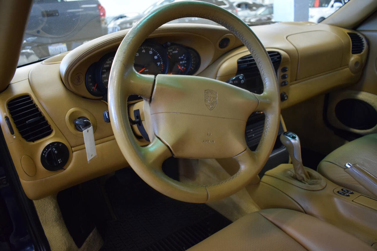 Used 2000 Porsche 911 Carrera image 23