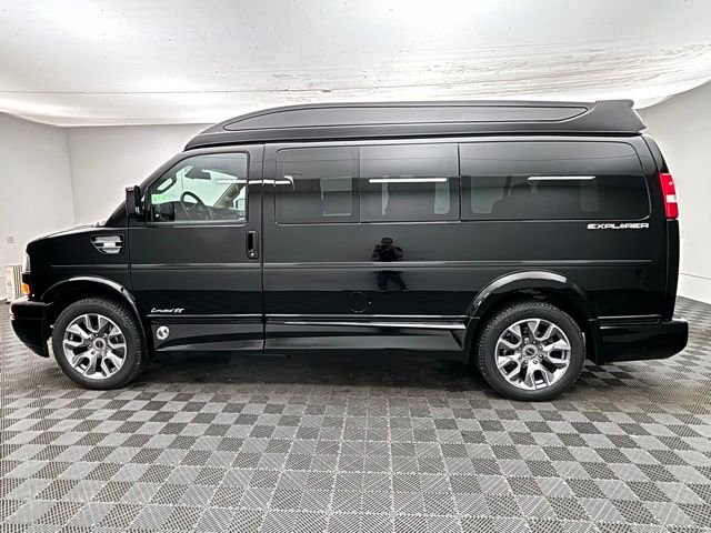 New 2026 GMC Savana 2500 w/ Driver Convenience Package RWD image 15