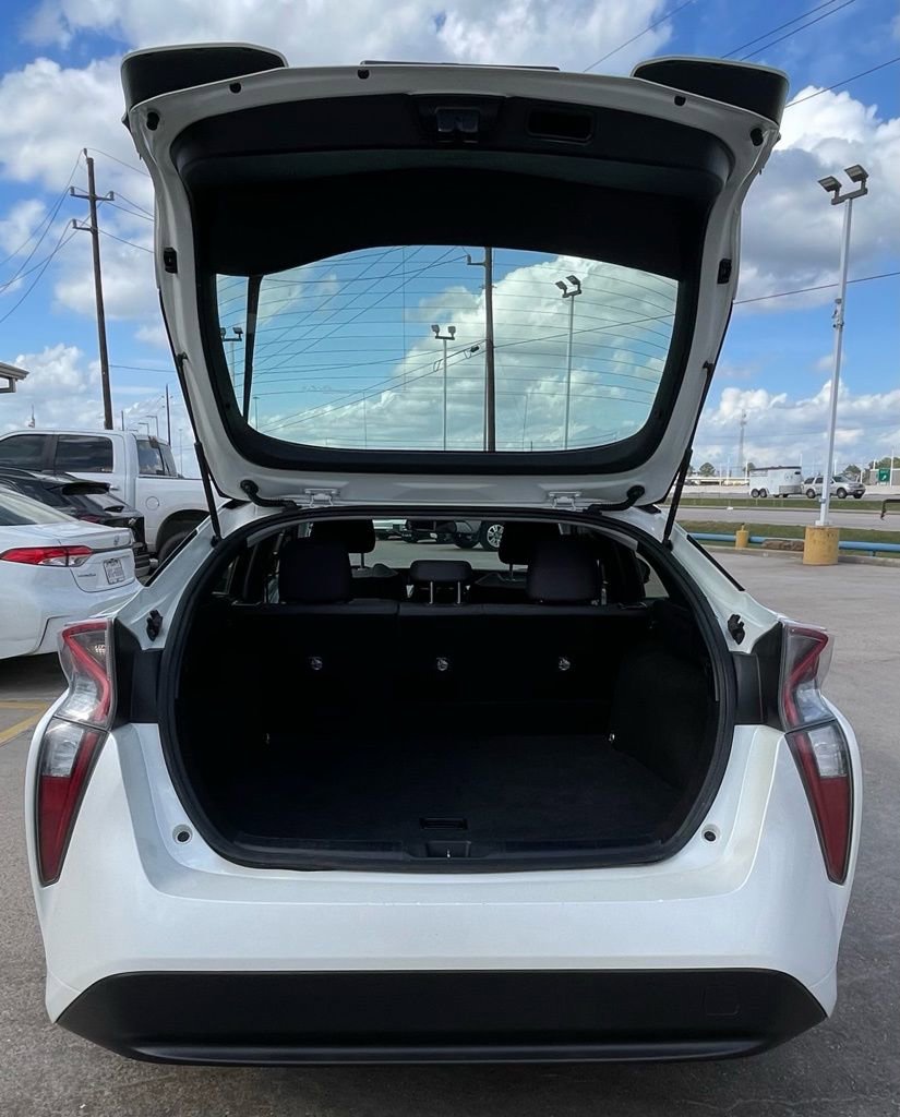 Used 2017 Toyota Prius Three w/ Carpet Mat Package image 11