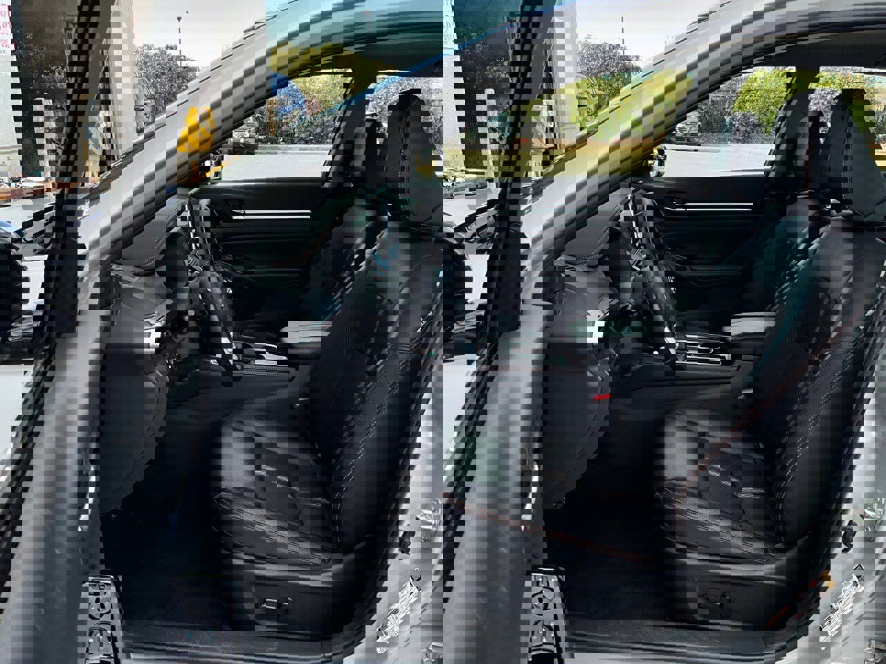 Used 2025 Nissan Altima 2.5 SR image 10