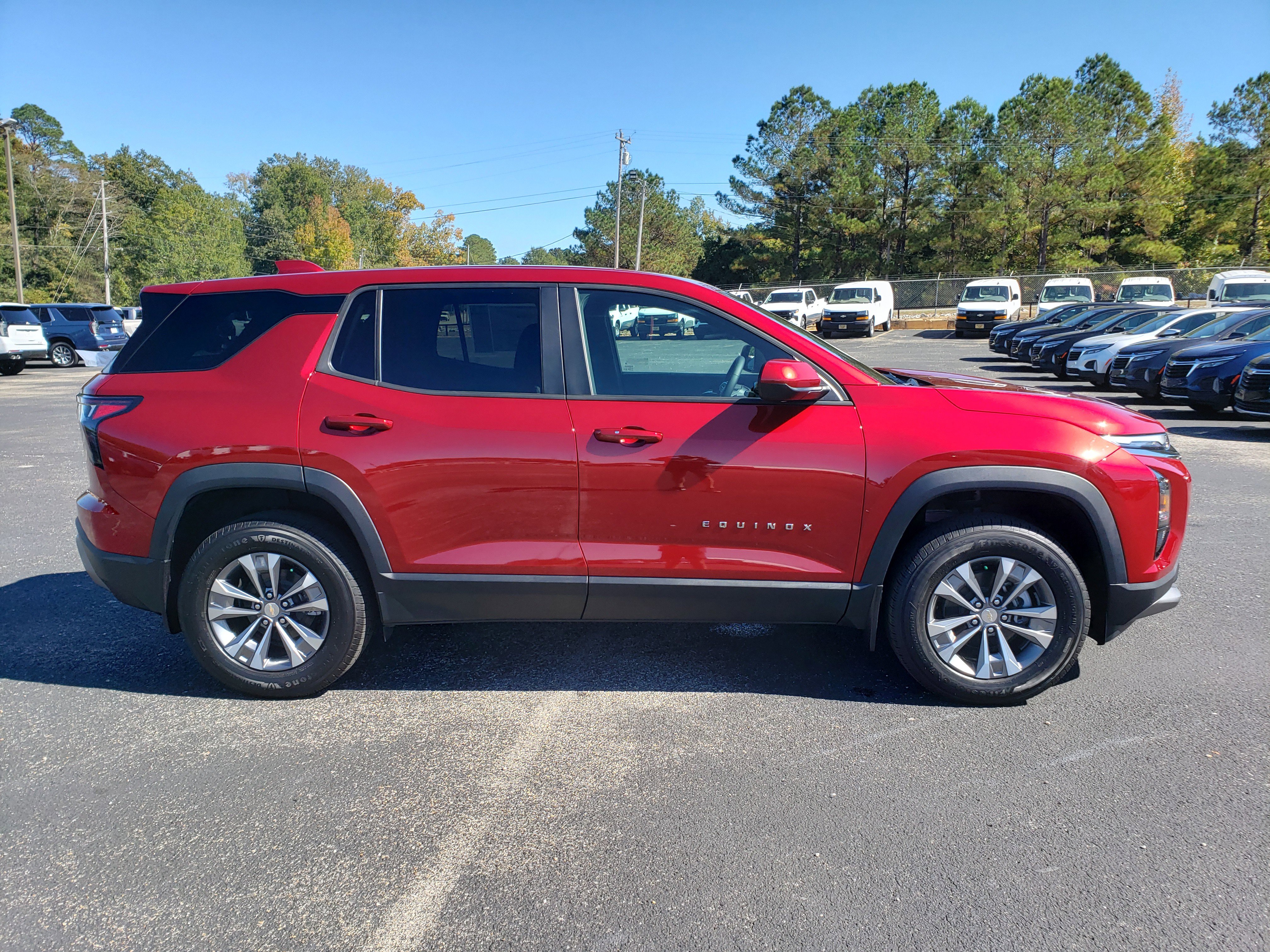 New 2026 Chevrolet Equinox LT w/ Convenience Package II image 5