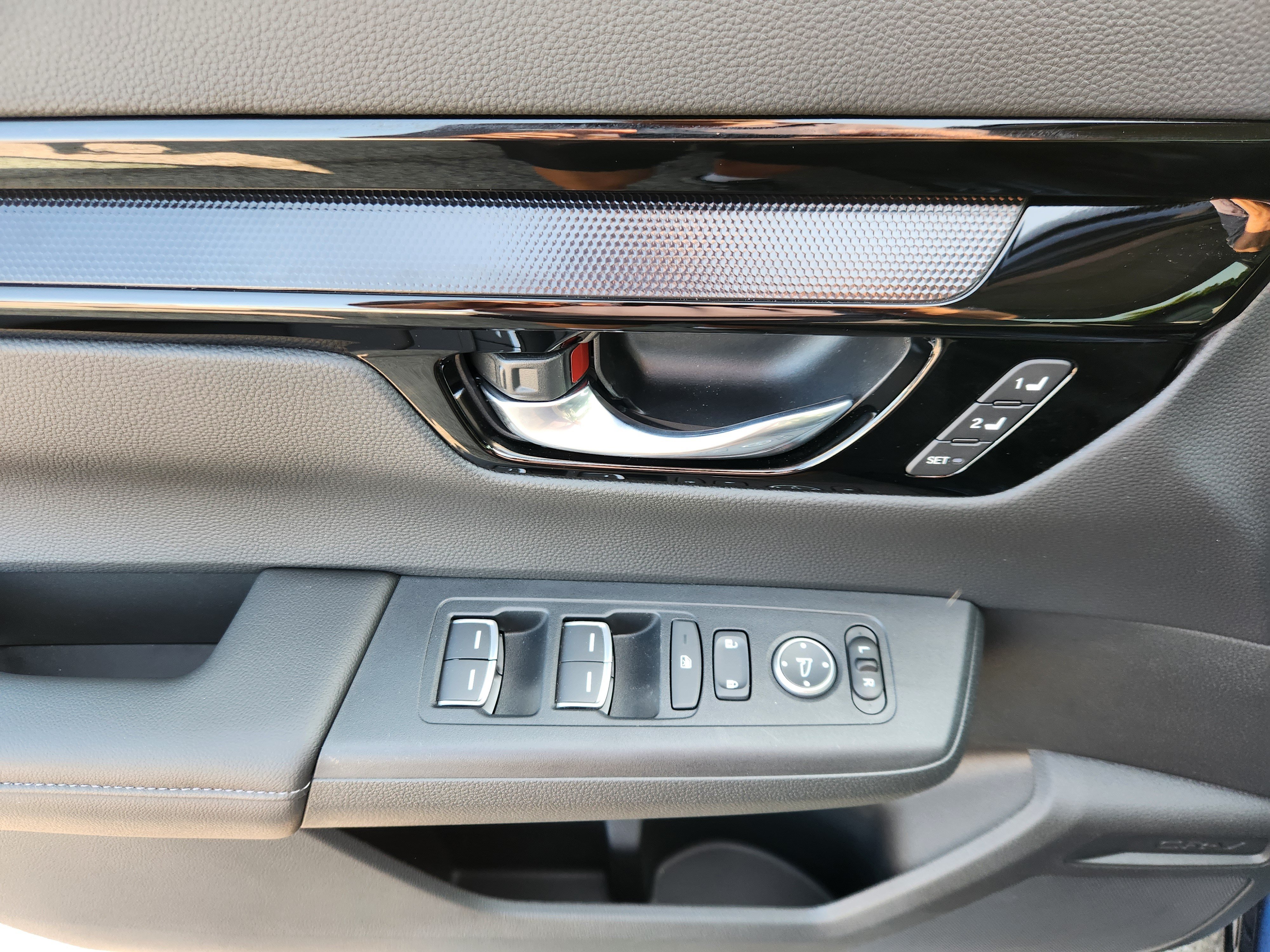 Certified 2026 Honda CR-V EX-L image 17