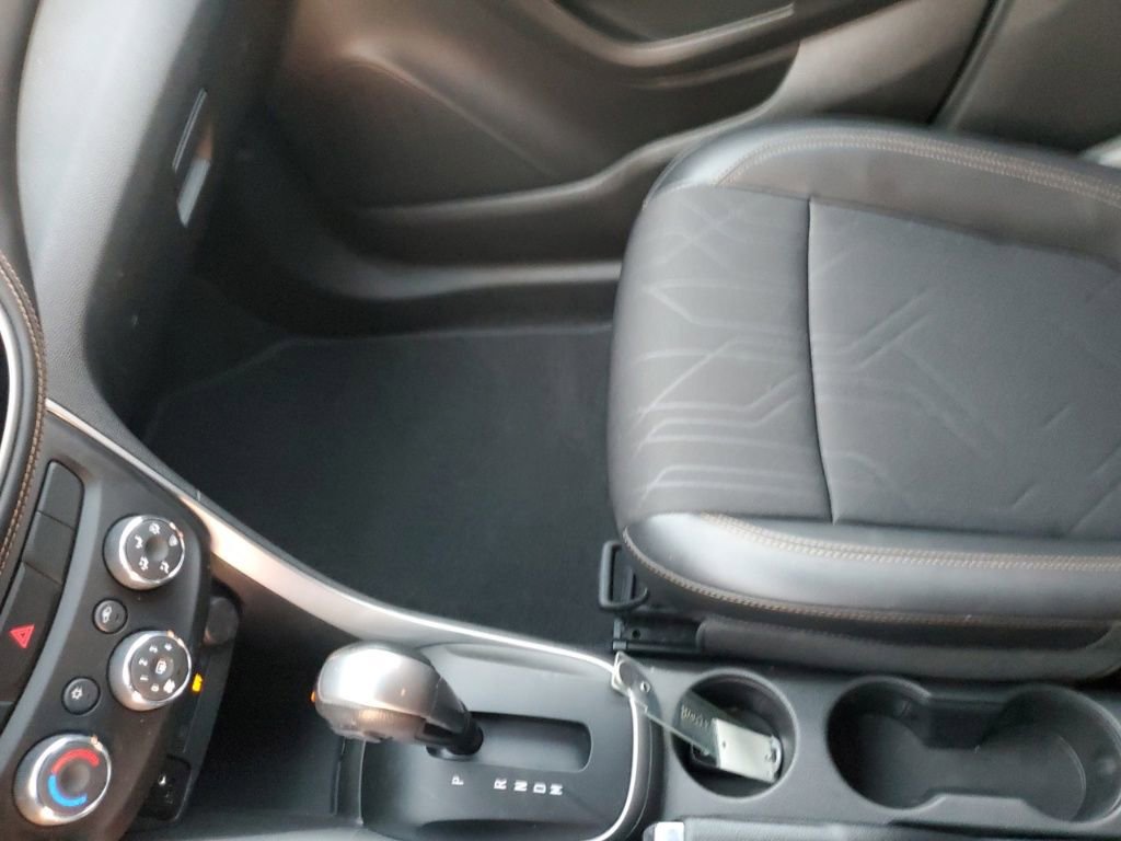 Used 2019 Chevrolet Trax LT w/ LT Convenience Package image 23
