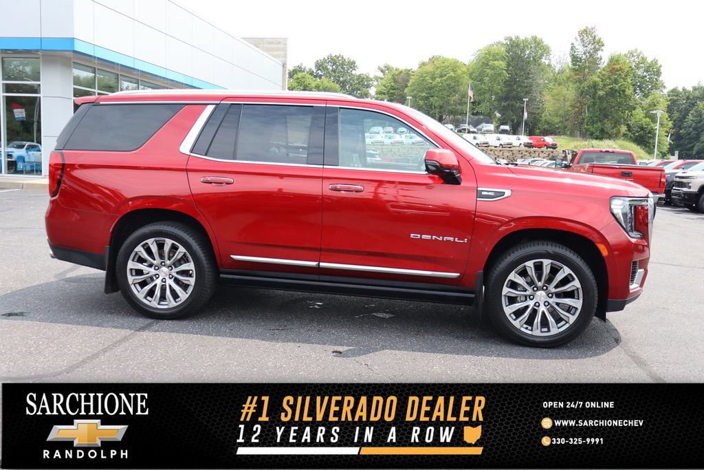 Used 2021 GMC Yukon Denali w/ Denali Premium Package AWD/4WD image 1