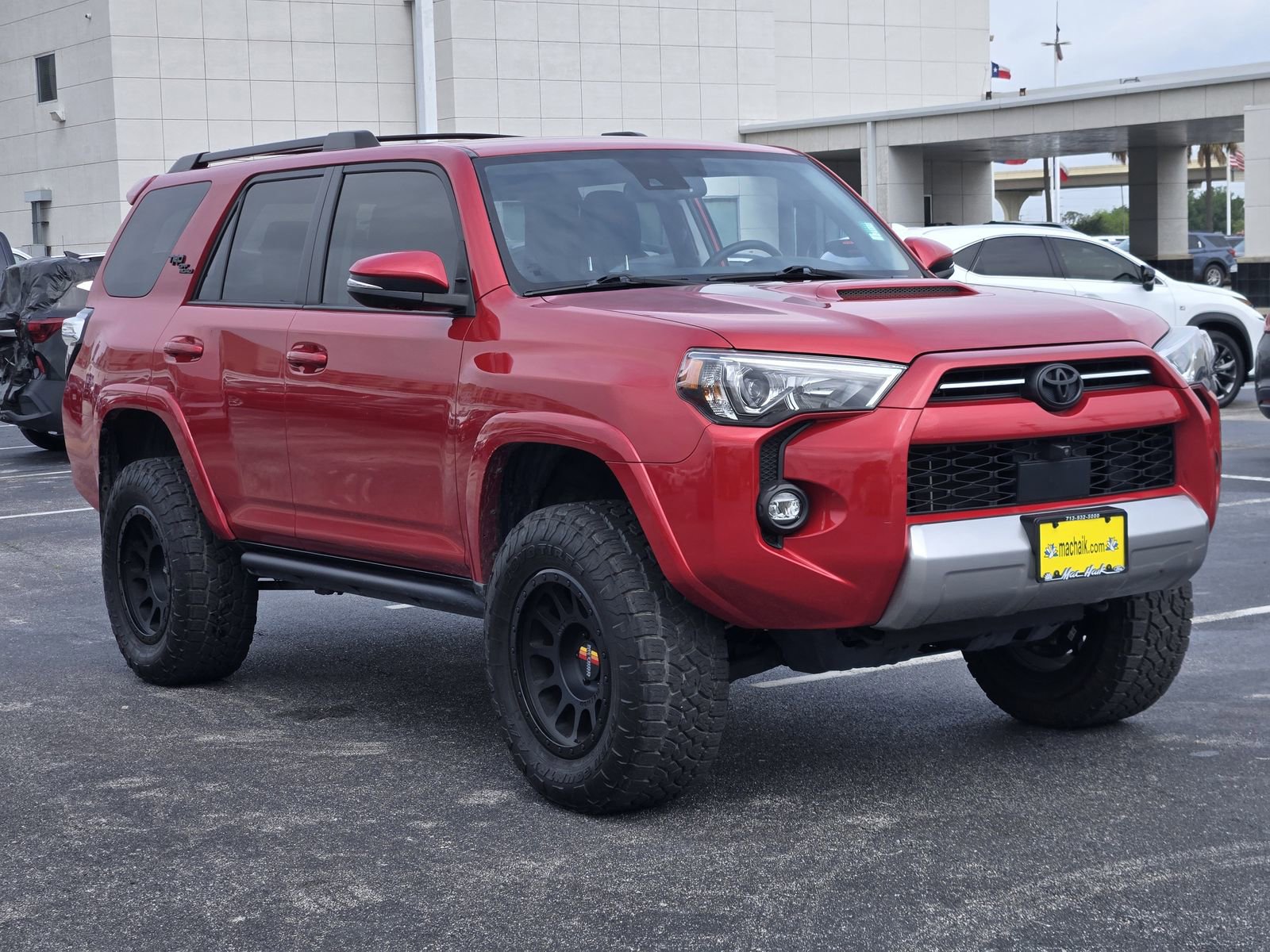 Used 2024 Toyota 4Runner TRD Off-Road Premium w/ Off Road Premium Plus Package AWD/4WD image 3