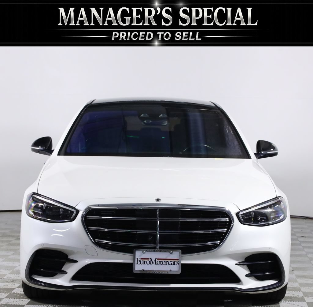 Used 2022 Mercedes-Benz S 500 4MATIC w/ AMG Line Package image 2
