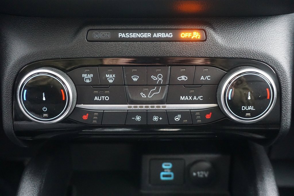 Used 2022 Ford Escape SEL w/ Technology Package image 16