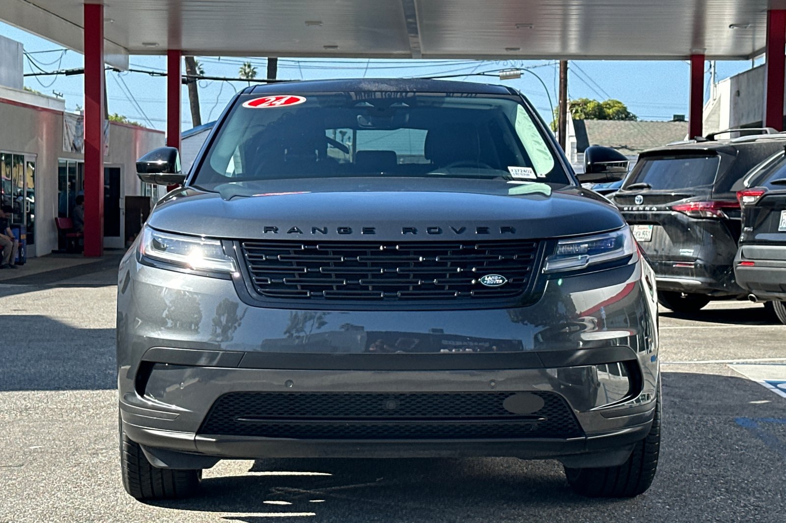Used 2024 Land Rover Range Rover Velar S AWD/4WD image 9