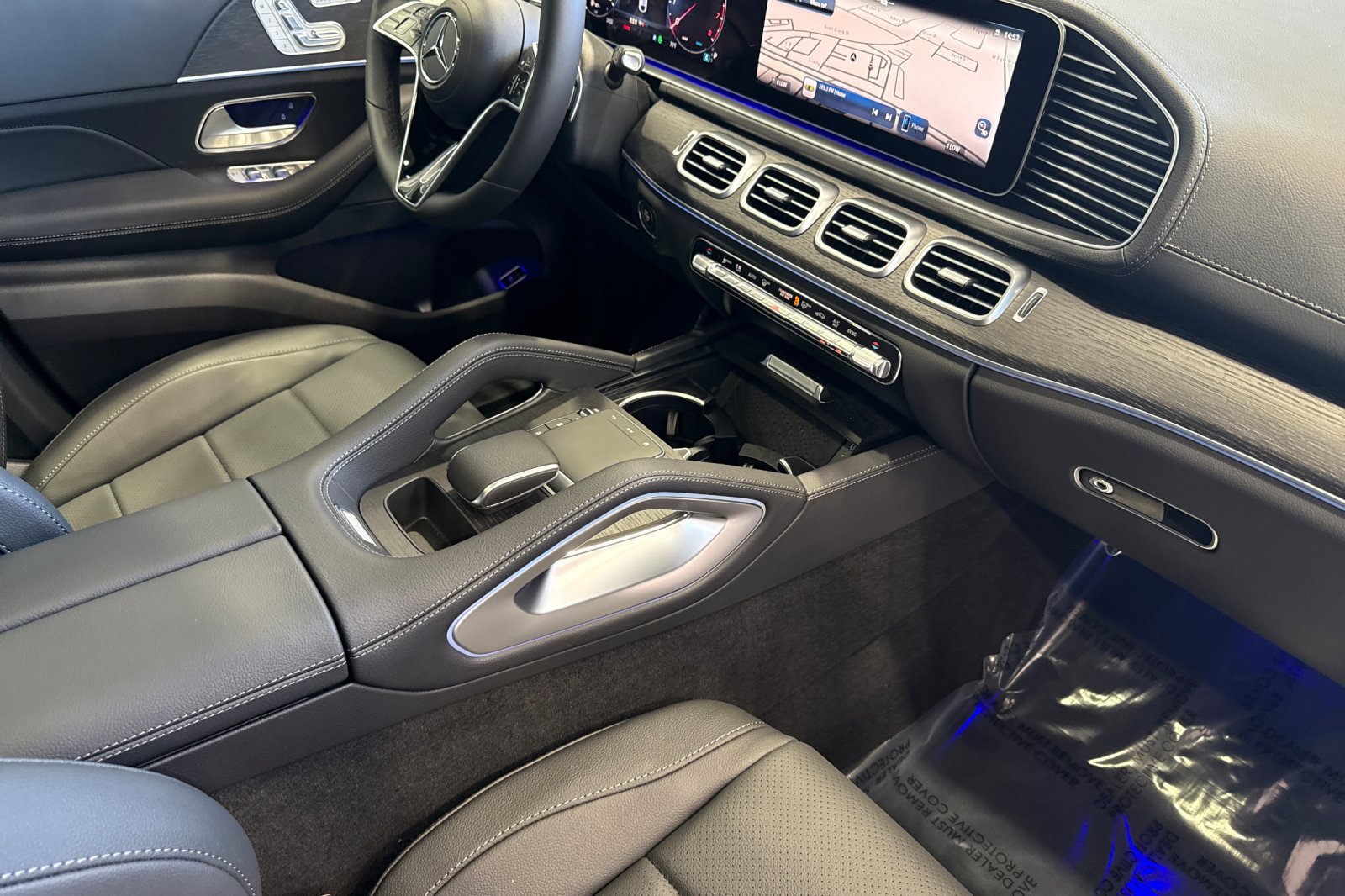 New 2026 Mercedes-Benz GLE 450 4MATIC Coupe image 16