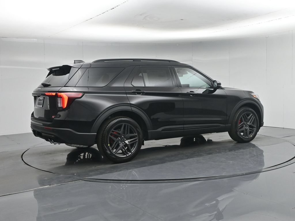 New 2026 Ford Explorer ST RWD image 29