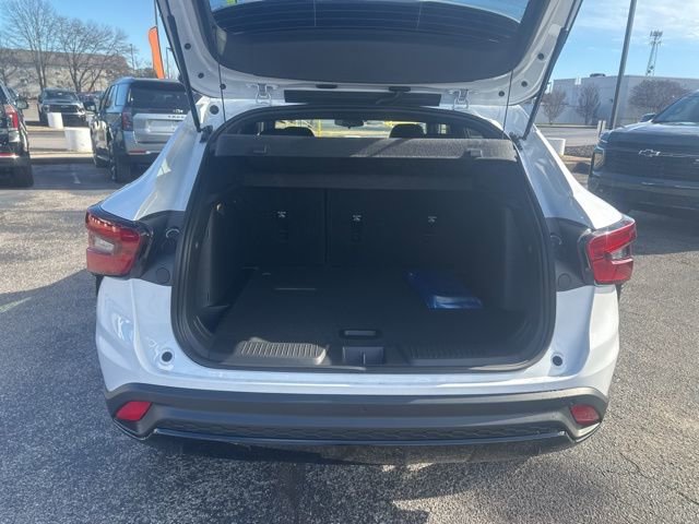 New 2026 Chevrolet Trax RS w/ Driver Confidence Package image 28