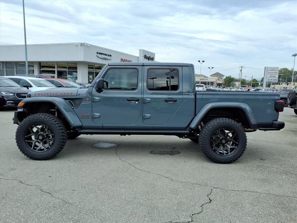 New 2025 Jeep Gladiator Rubicon w/ Convenience Group image 8