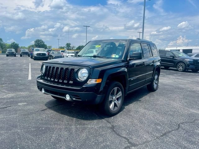 Used 2017 Jeep Patriot High Altitude AWD/4WD image 3