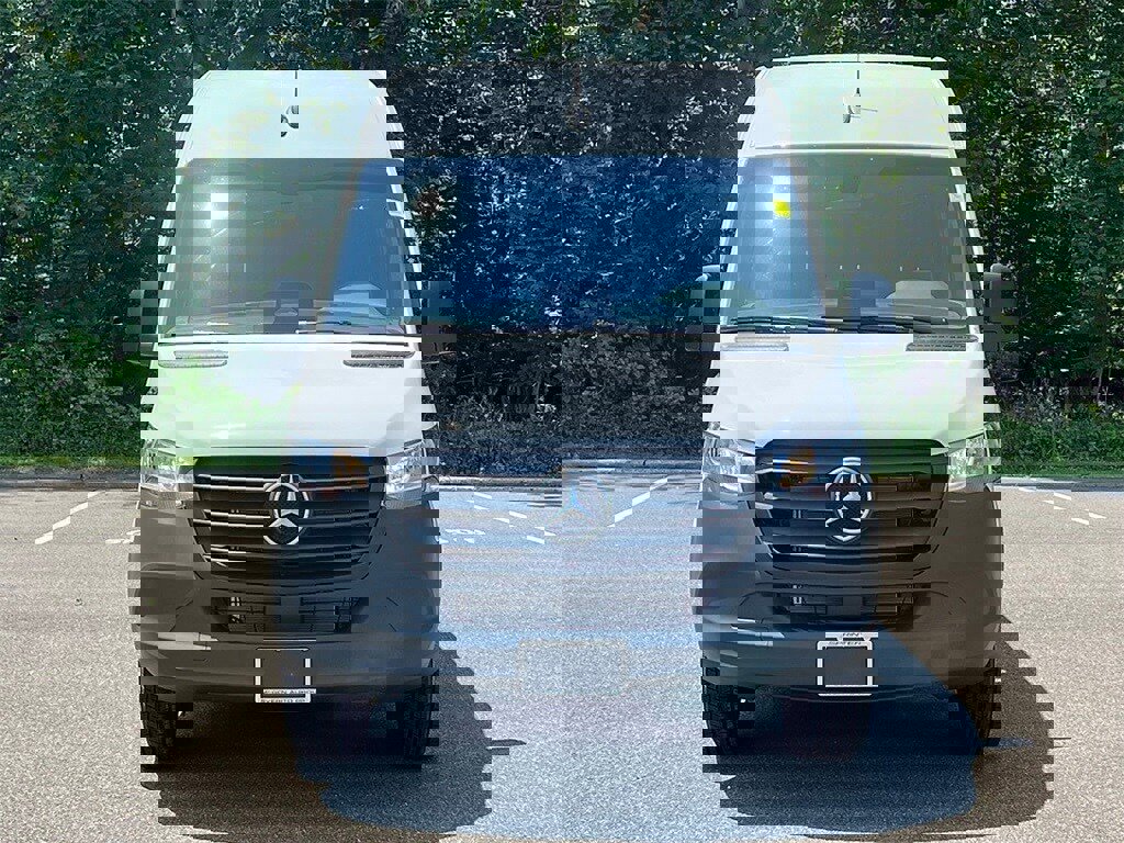 New 2025 Mercedes-Benz Sprinter 2500 image 6