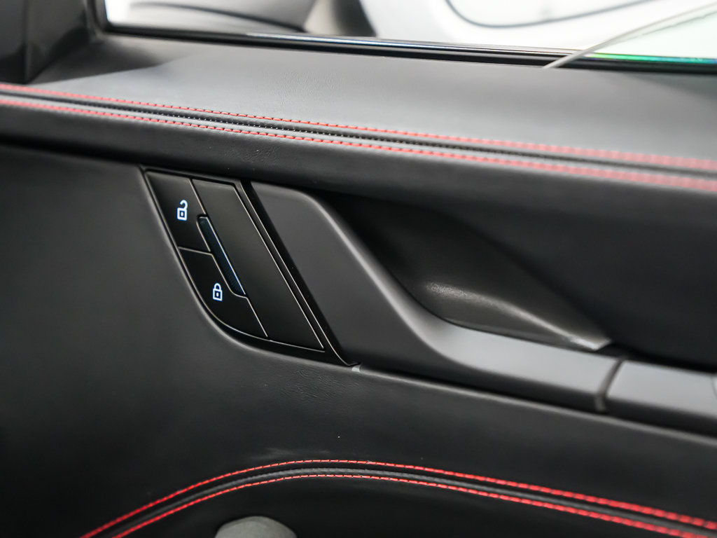 Certified 2025 Porsche 911 Carrera 4 GTS AWD/4WD image 15