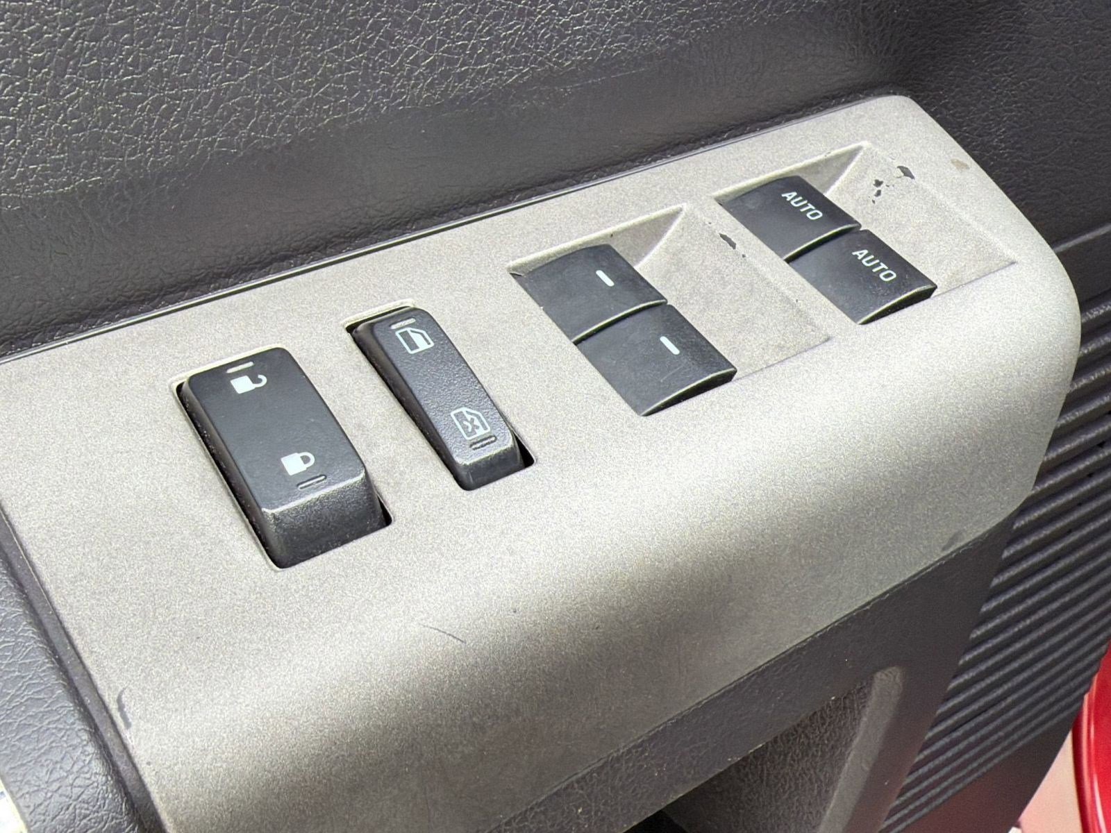 Used 2016 Ford F250 Lariat w/ Lariat Ultimate Package image 21