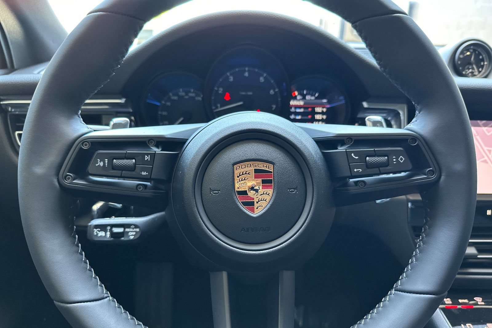 New 2026 Porsche Macan AWD/4WD image 29