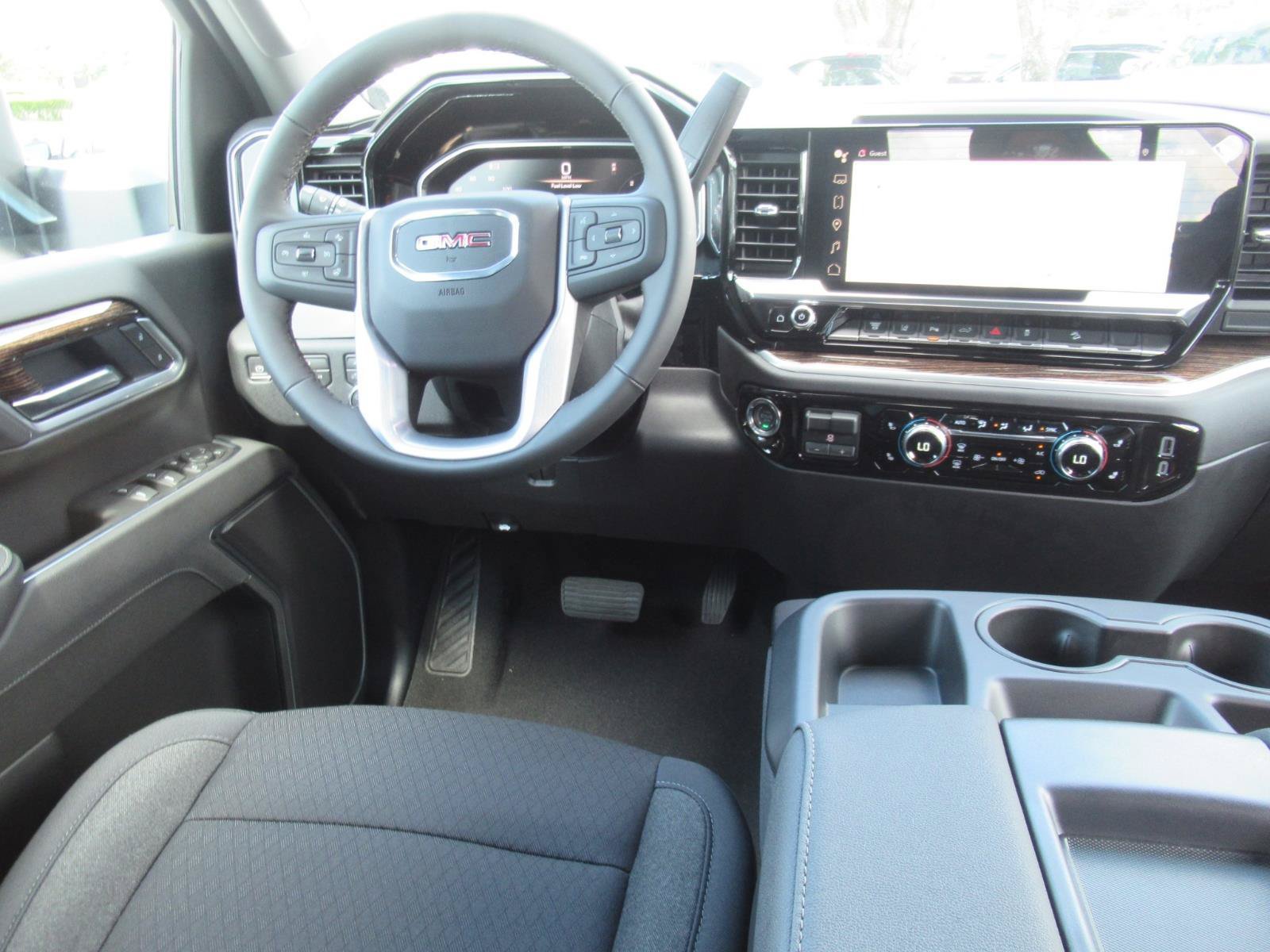New 2026 GMC Sierra 2500 SLE w/ SLE Value Package; AWD/4WD image 13