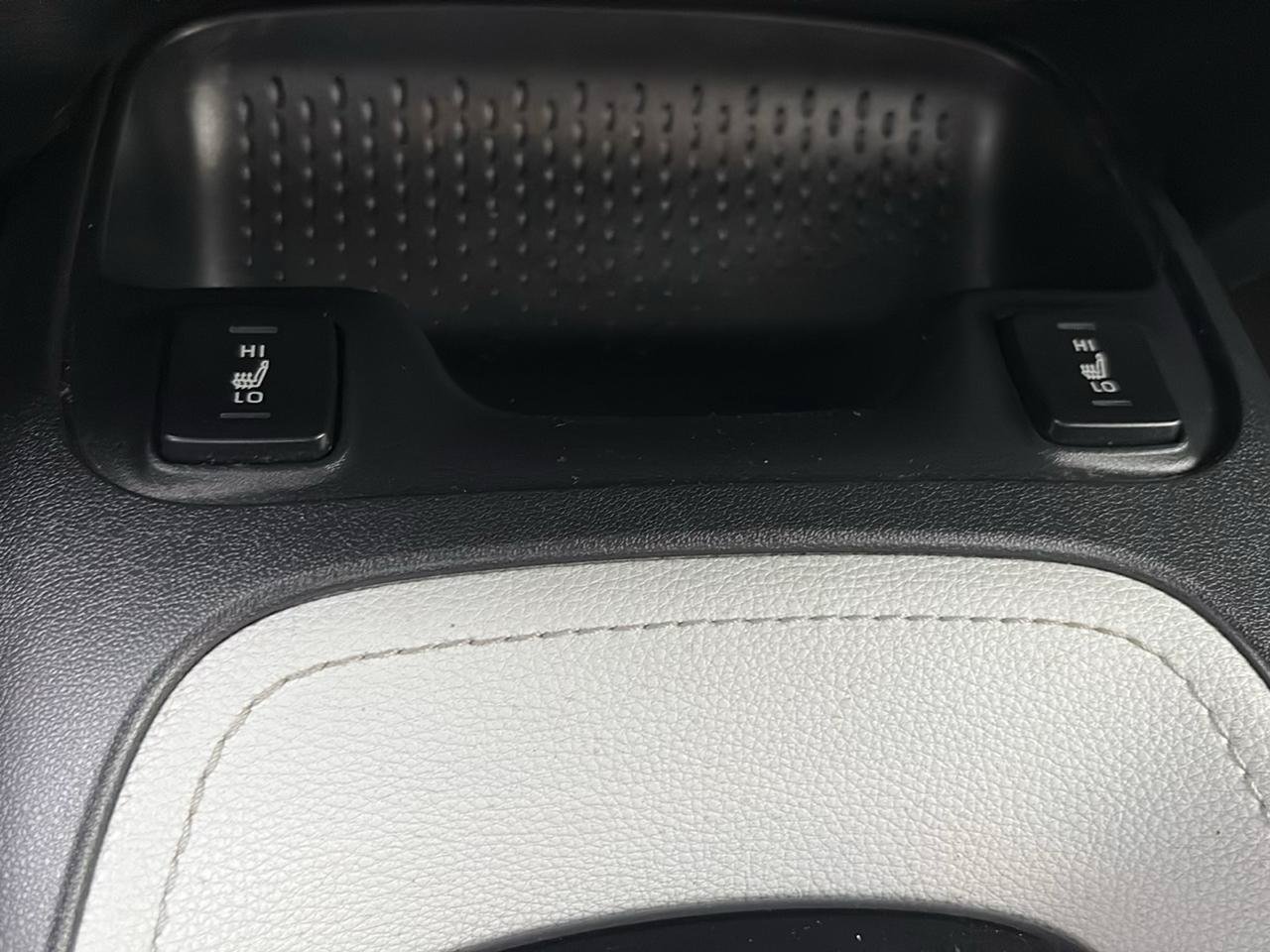Used 2022 Toyota Corolla XSE FWD image 30