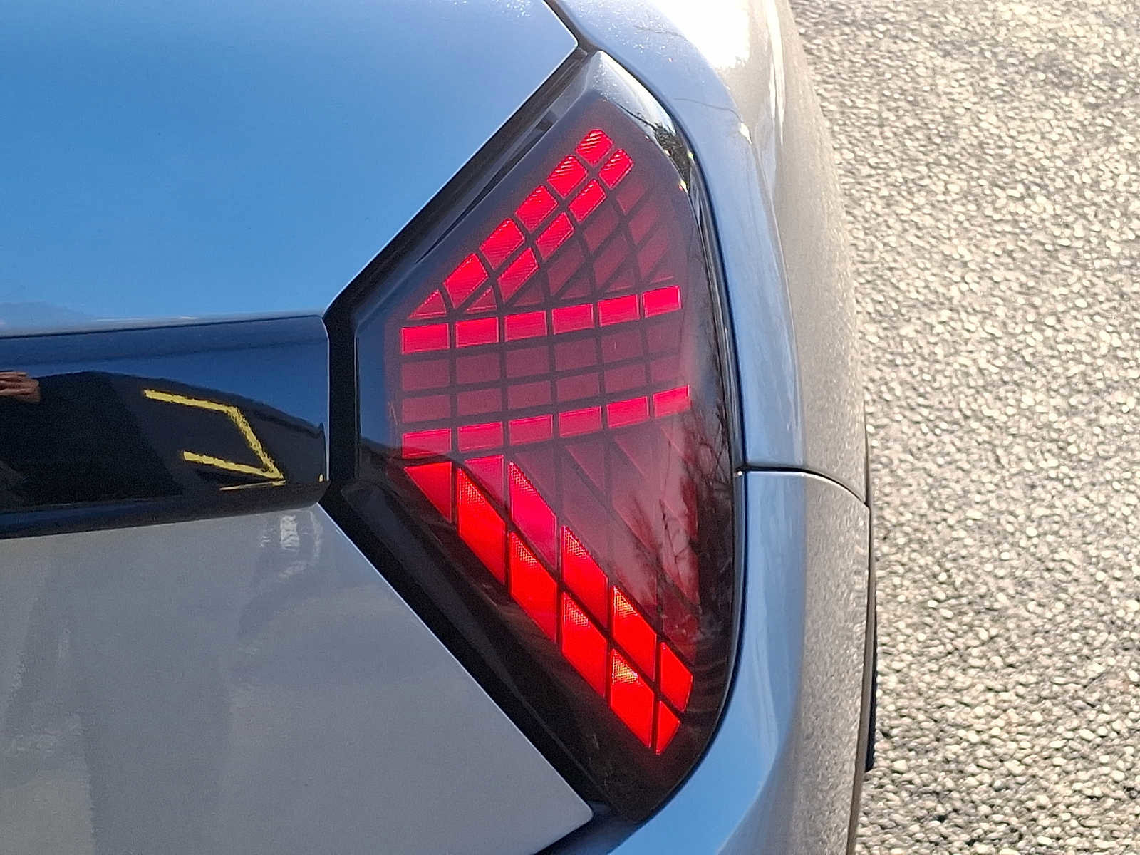 Used 2025 MINI Cooper 4-Door Hardtop image 10