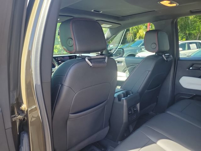 Used 2024 GMC Canyon AT4X AWD/4WD image 12
