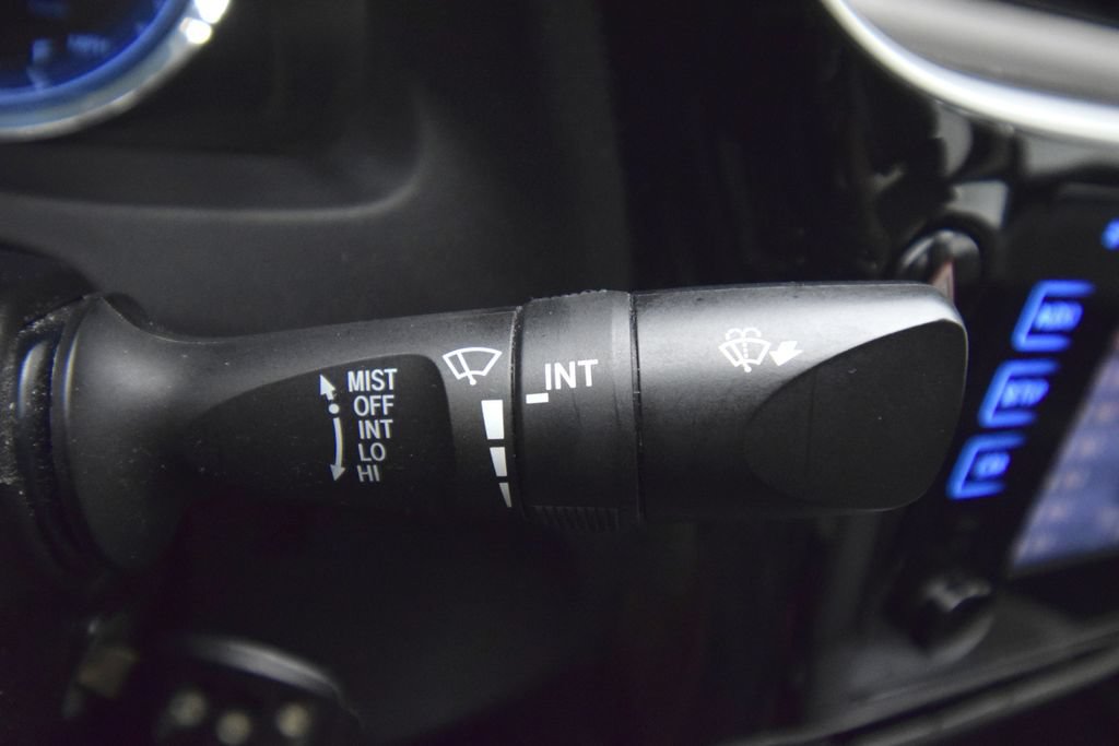 Used 2019 Toyota Corolla LE FWD image 32