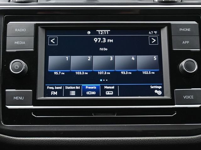 Used 2022 Volkswagen Tiguan S image 19