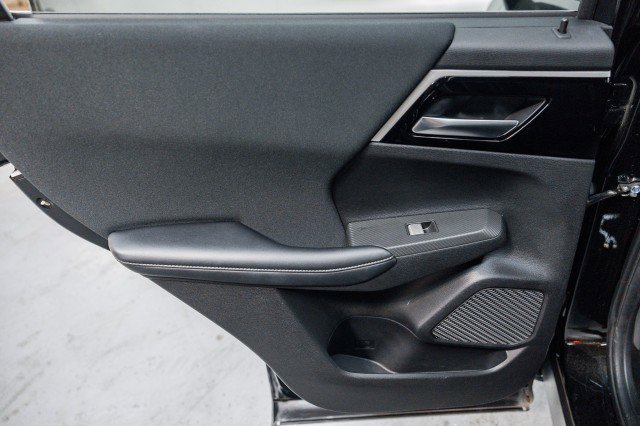 Used 2022 Mitsubishi Outlander ES image 24