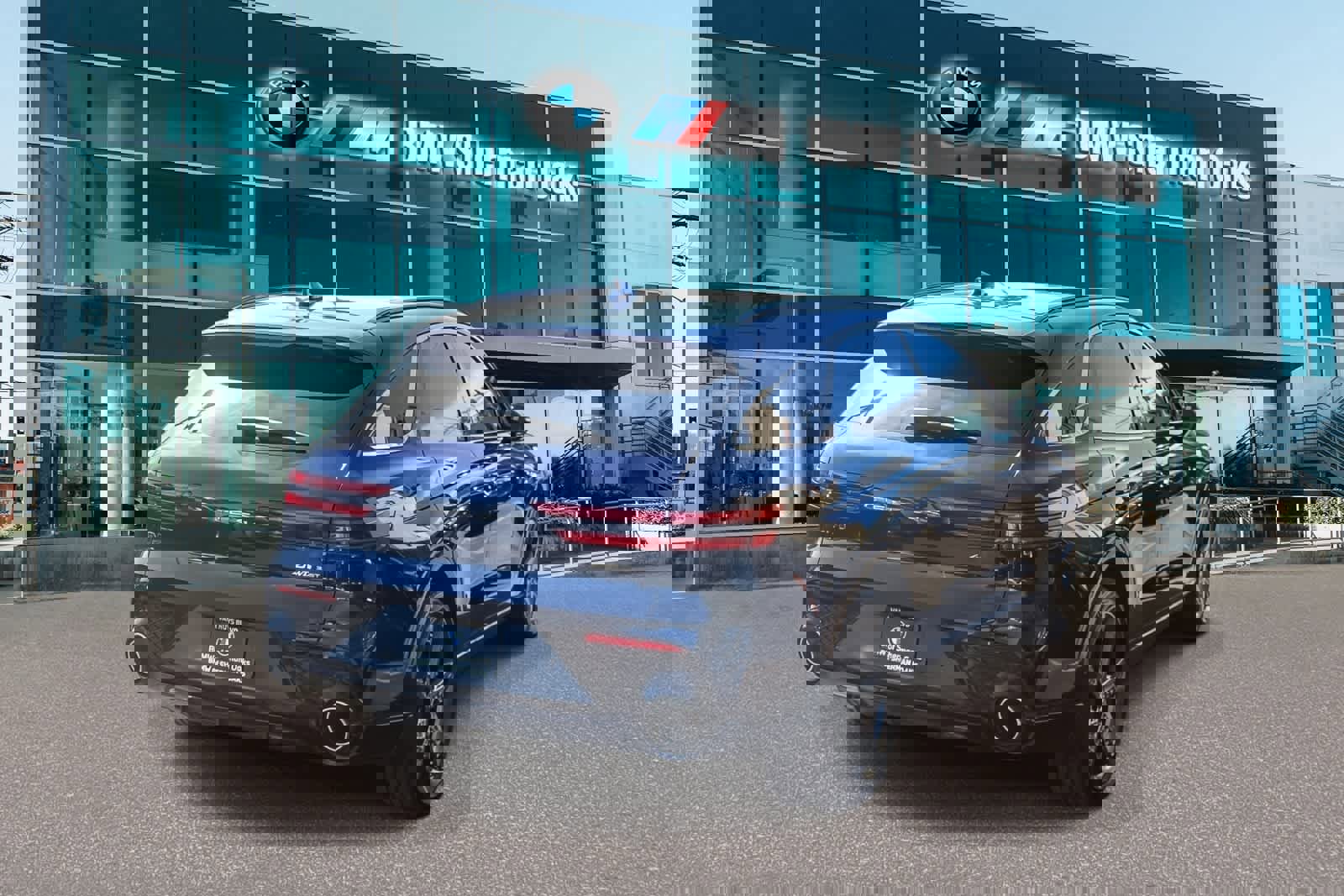 Used 2023 Genesis GV70 3.5T Sport w/ Sport Prestige Package image 4