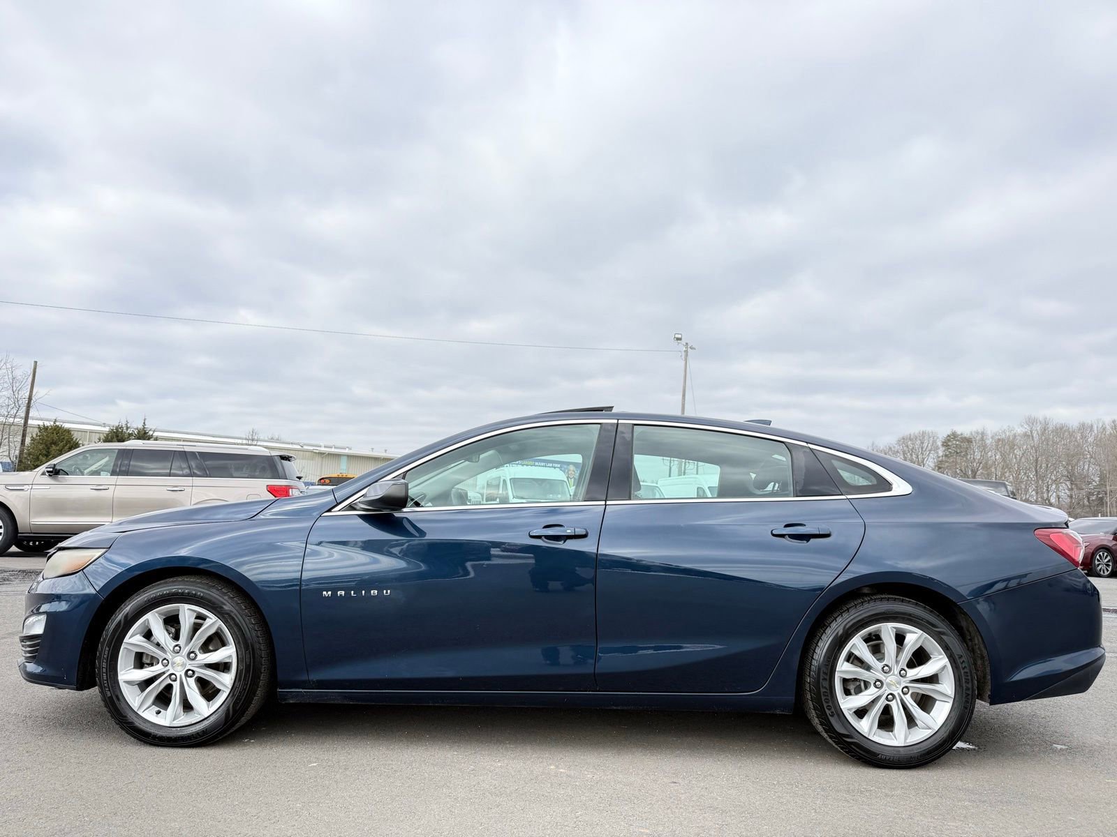 Used 2021 Chevrolet Malibu LT image 10