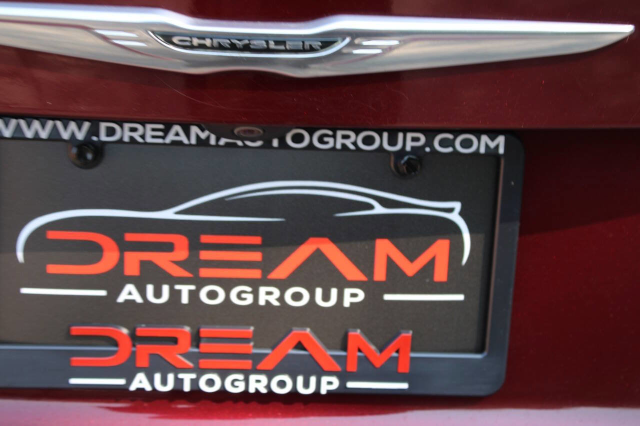 Used 2015 Chrysler 200 S w/ Comfort Group image 35