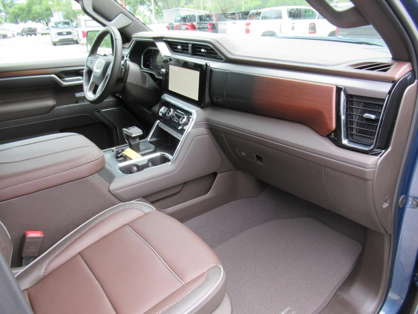 Used 2026 GMC Sierra 1500 Denali AWD/4WD image 13