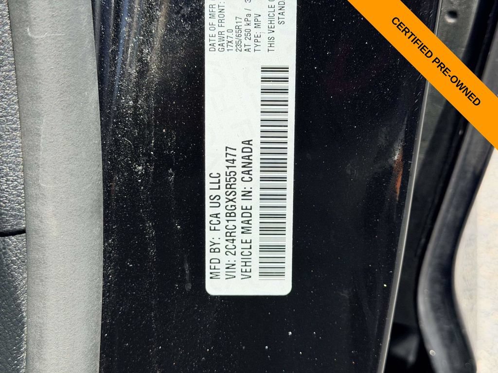 Certified 2025 Chrysler Pacifica Select FWD image 26