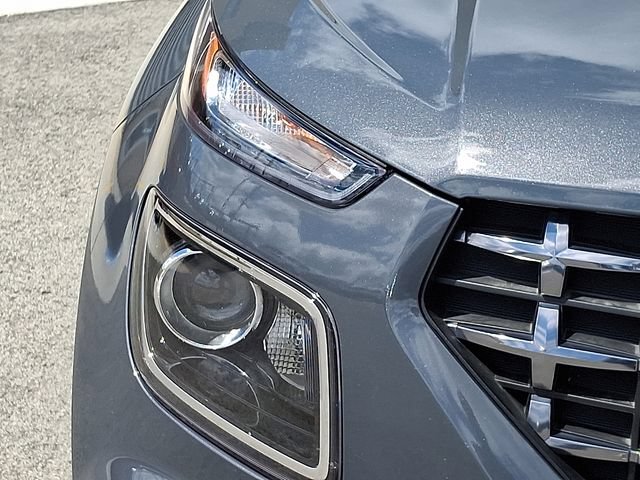 Certified 2026 Hyundai Venue SEL FWD image 9