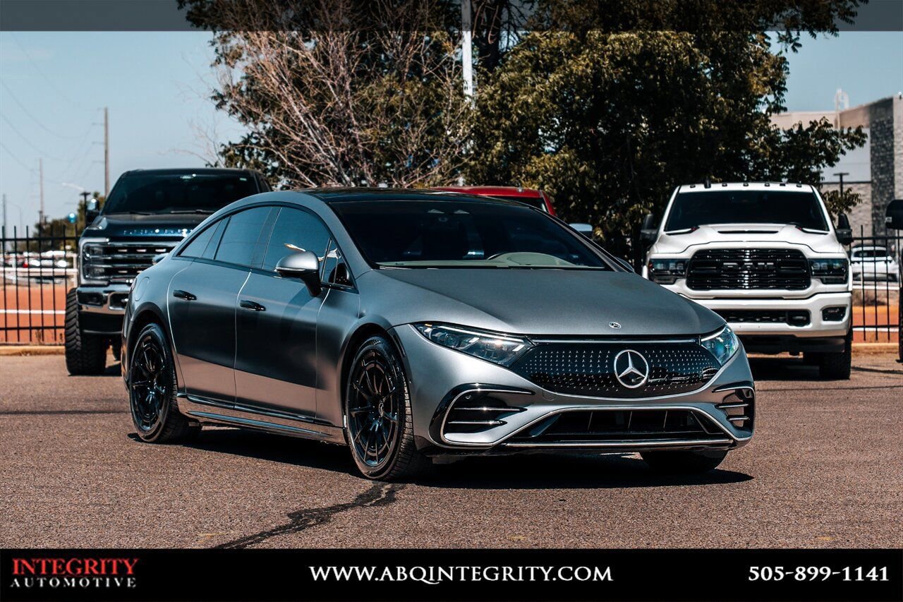 Used 2022 Mercedes-Benz EQS 580 4MATIC Sedan image 1