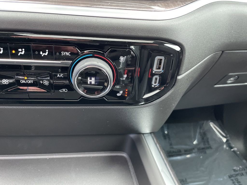 New 2026 Chevrolet Silverado 2500 LTZ w/ LTZ Premium Package image 22