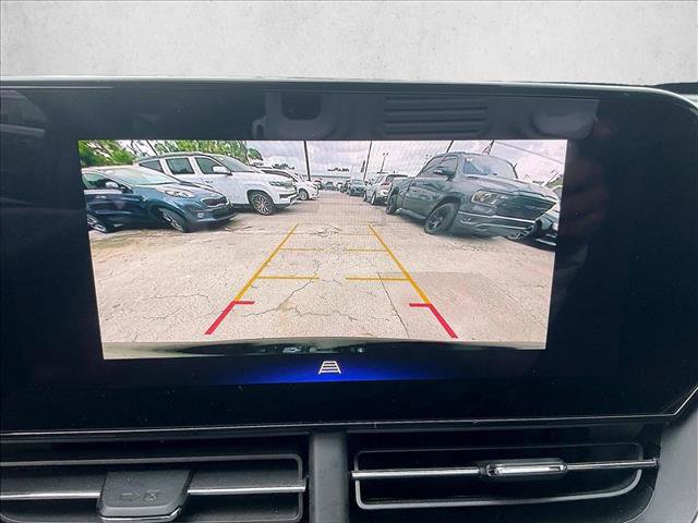 Used 2026 Chevrolet Trax ACTIV FWD image 23