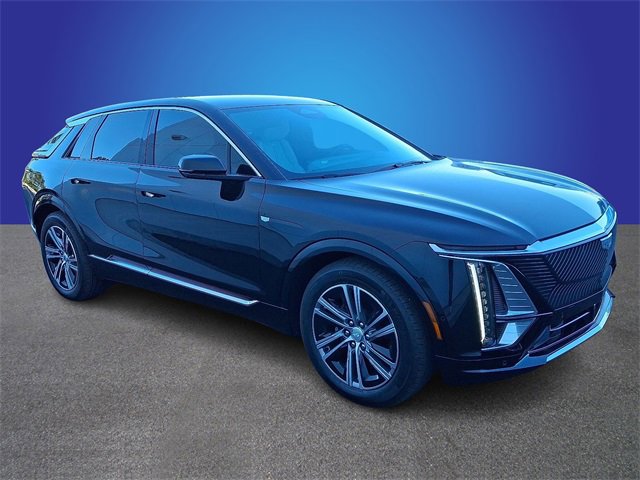 New 2026 Cadillac Lyriq Luxury image 3