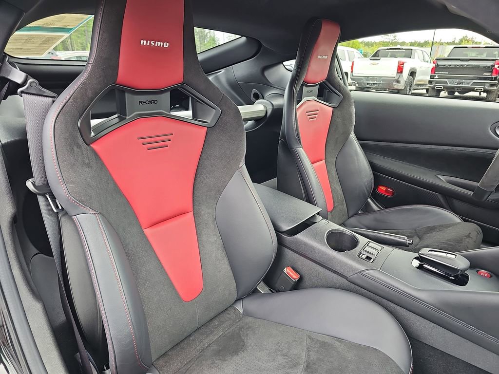 Used 2024 Nissan Z NISMO w/ Floor Mat Package image 13