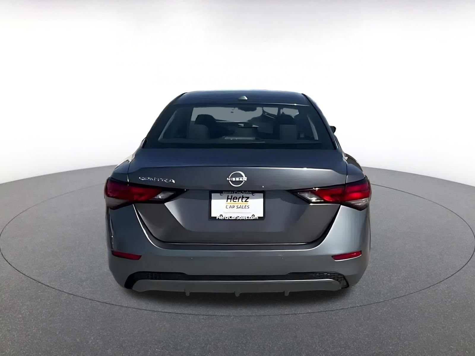 Used 2025 Nissan Sentra SV FWD image 13