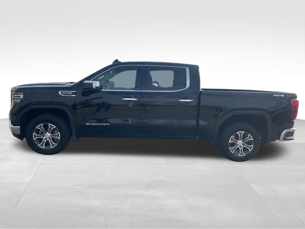 Used 2025 GMC Sierra 1500 SLT image 2