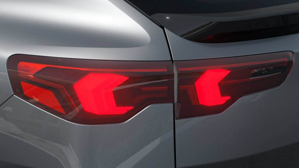New 2027 BMW X2 xDrive28i AWD/4WD image 8