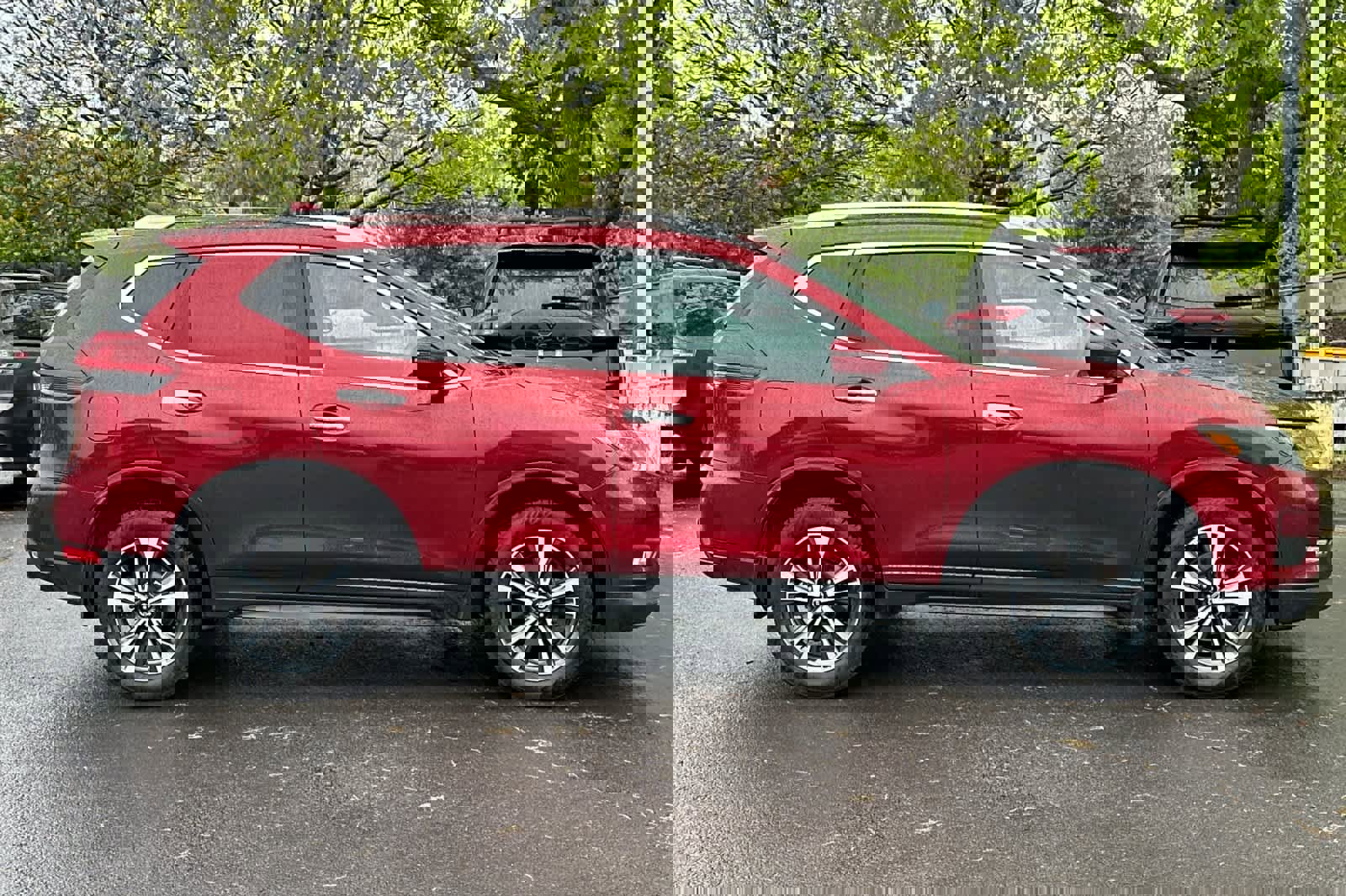 Used 2020 Nissan Rogue S image 8