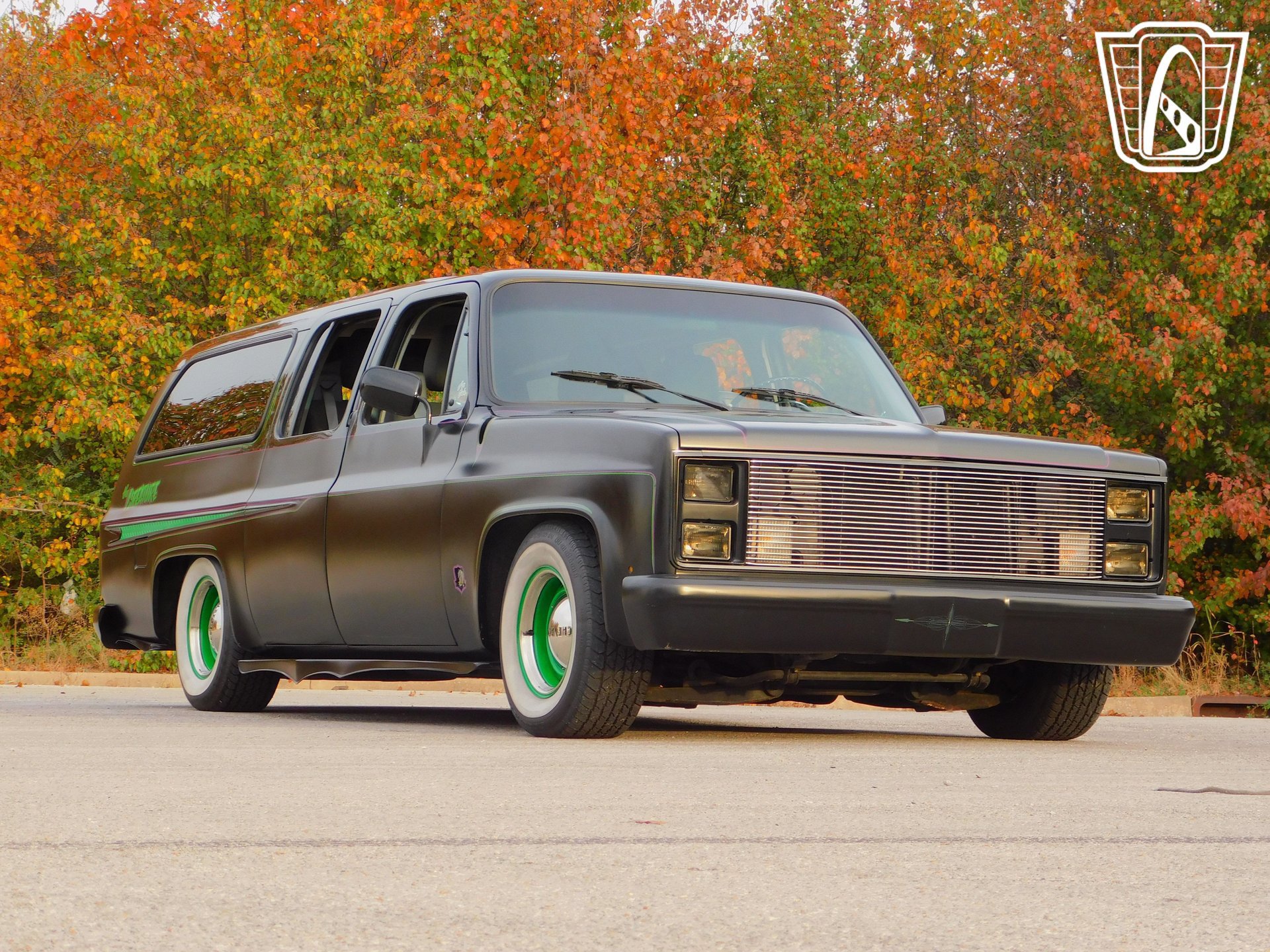 Used 1988 Chevrolet Suburban 2WD image 38
