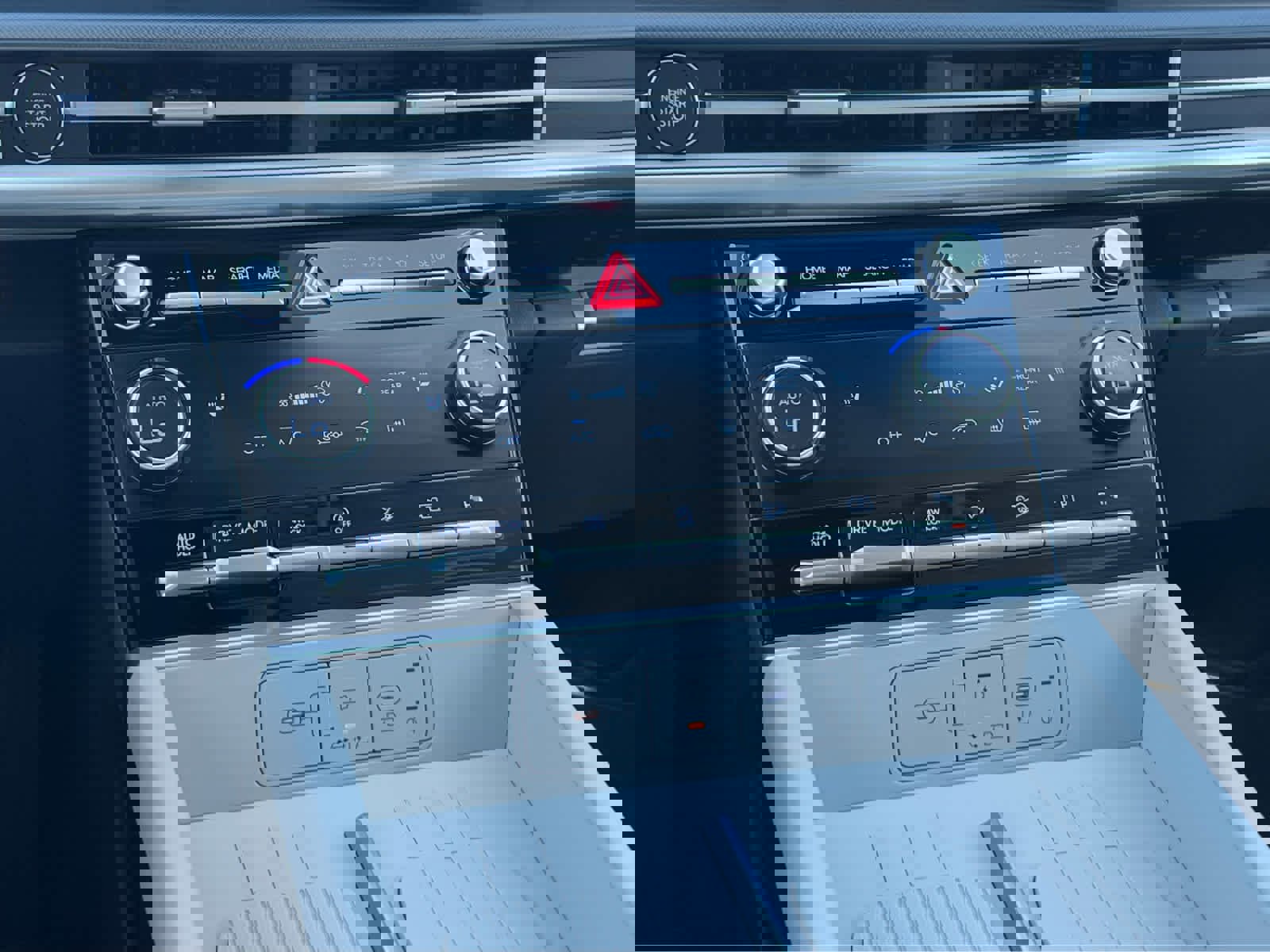 New 2026 Hyundai Santa Fe SEL image 37