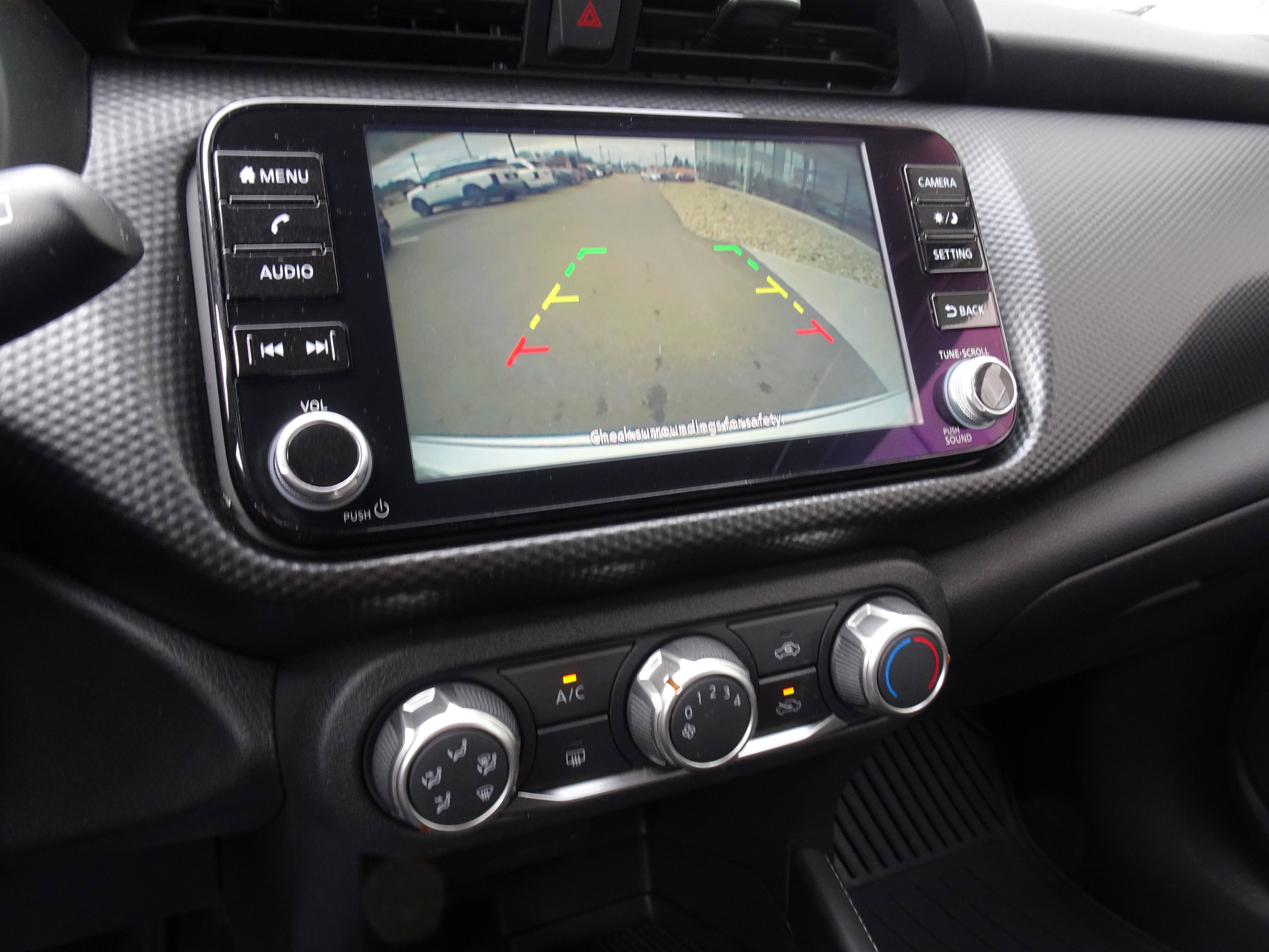 Used 2023 Nissan Kicks SV image 18